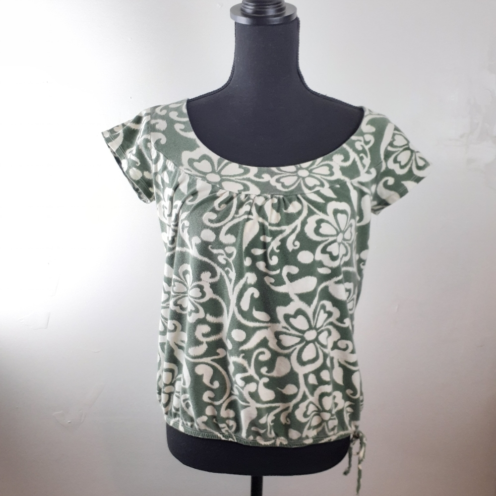 Vintage Y2K Tropical Floral Blouse Scoop Neck Bottom Tie Detail Short Sleeved